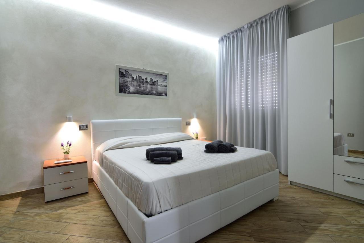 Luxury Garibaldi Apartment Alghero Exterior photo
