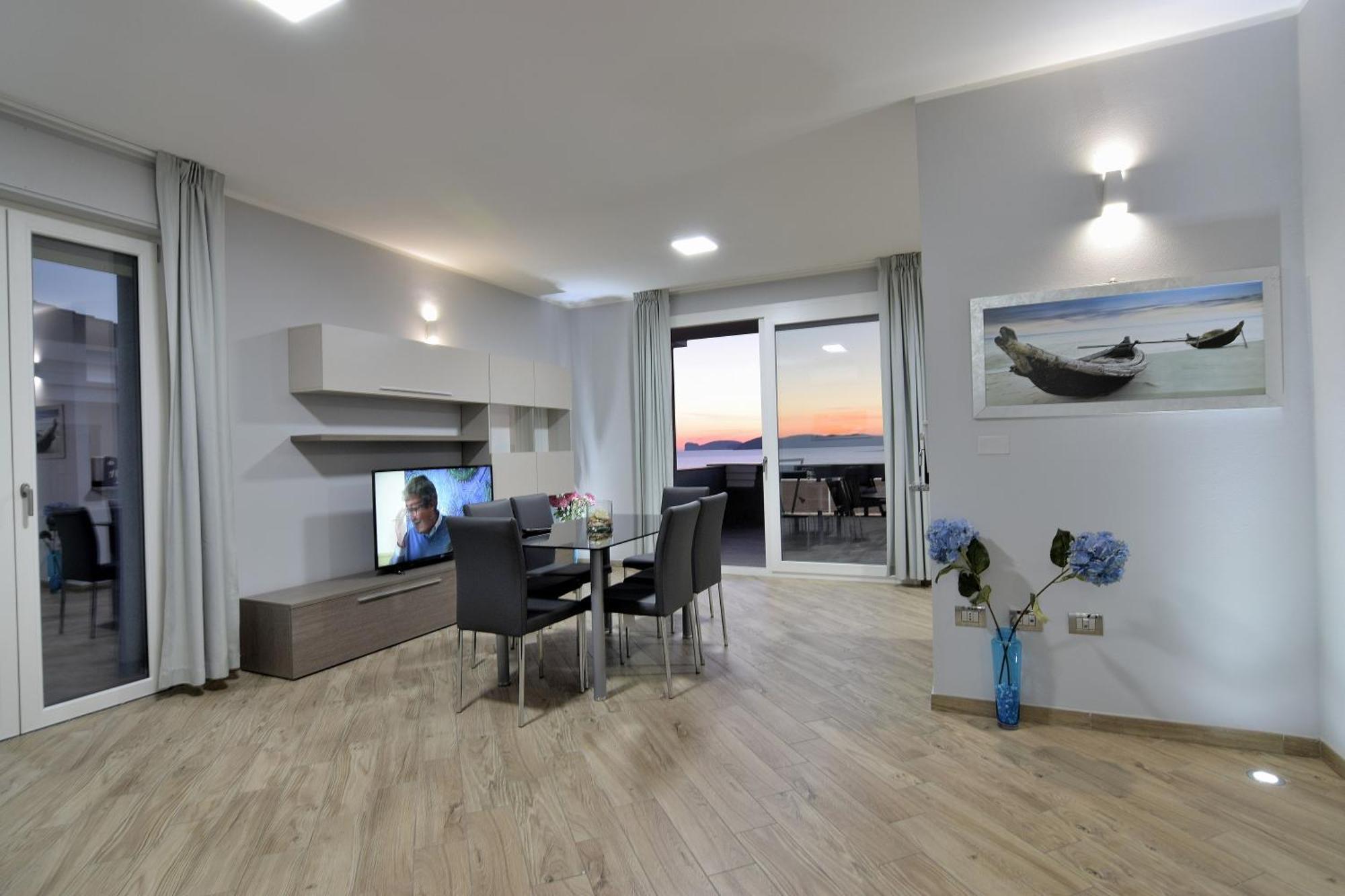 Luxury Garibaldi Apartment Alghero Exterior photo